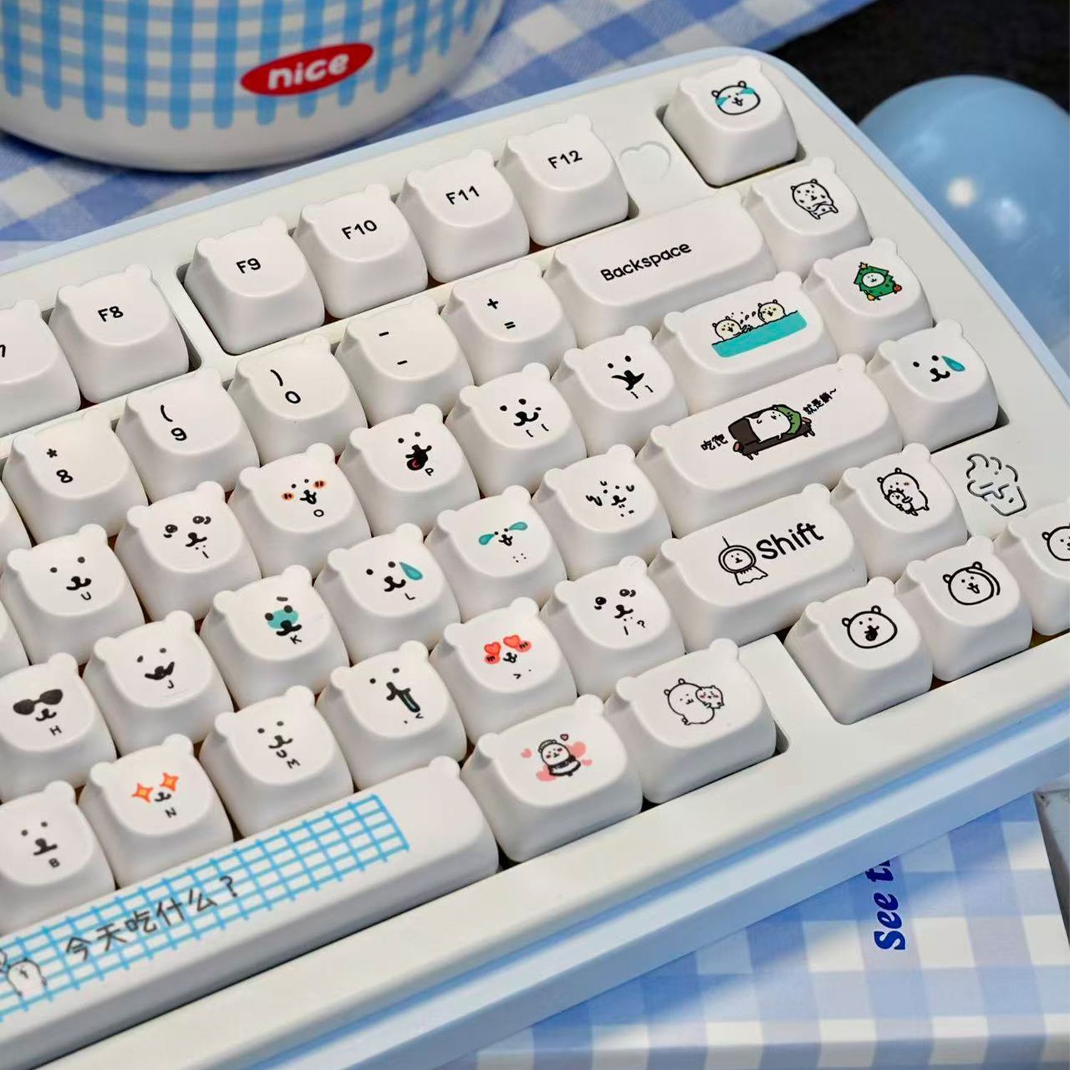 Kawaii Cartoon Joke Bear PBT K - đánh giá và giá Gaming Accessories Aesthetic